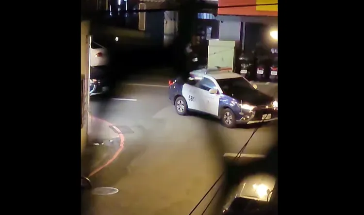 新店警獲報到場。翻攝自glow.roomstudio