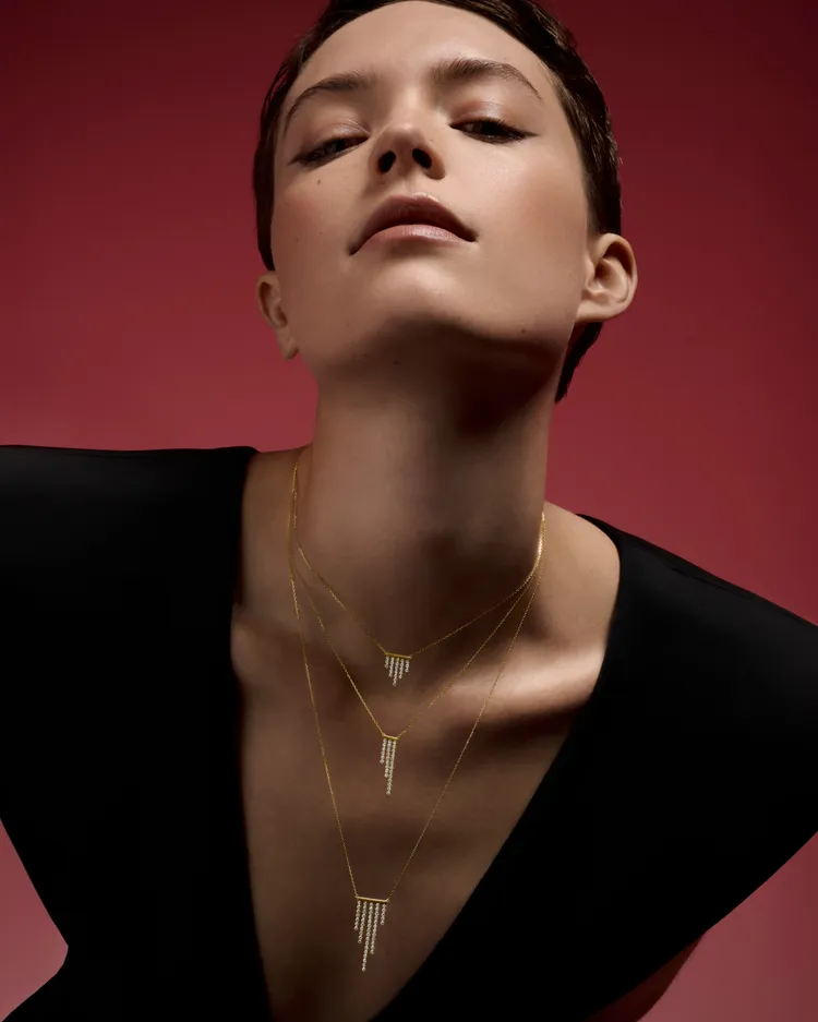 AHKAH 2025 signature chandelier系列，4萬4400元至8萬1600元。品牌提供