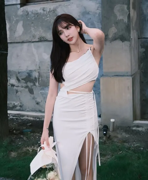 Dora仍然努力經營社交平台。翻攝Dora IG