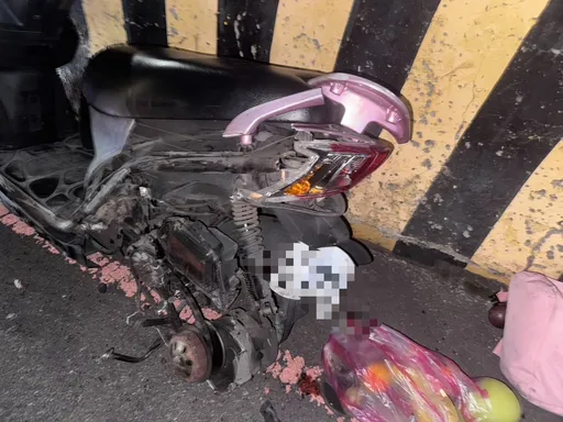 曳引車夾殺機車 女目擊「騎士車尾燈漸消失」尖叫:好可怕!