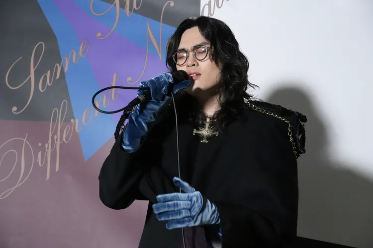 鶴罹癌治療後浴火重生出輯。彭欣偉攝