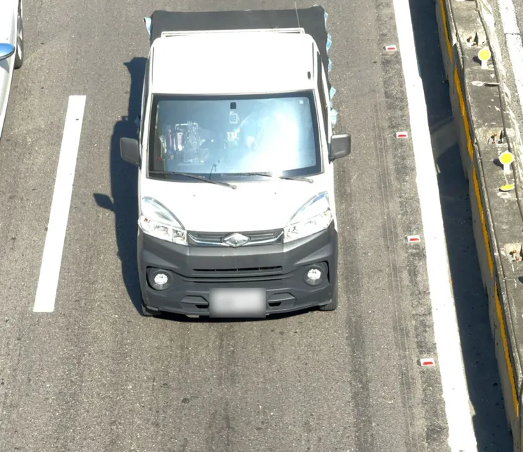 國1湖口段AI執法抓未繫安全帶可能因光線而無法判斷。國道警方提供