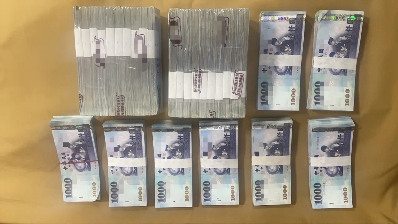 警方当场查扣赃款新台币276万元。翻摄画面
