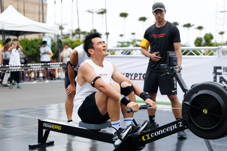 楊一展（左）體力超強，被稱為過關機器。好看娛樂提供