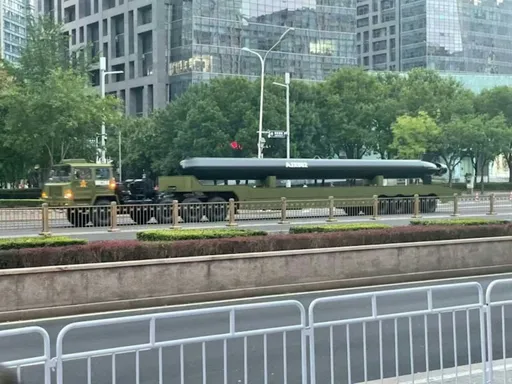 這什麼武器?9/3北京大閱兵 可直攻美國本土「末日魚雷」中國版曝光