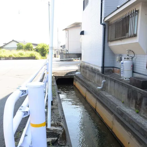 路旁水溝竟是溫泉!他不慎跌入「1死2傷」 鄰居驚:根本不知