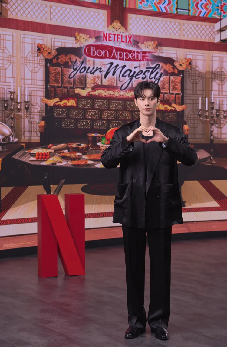 李彩玟自爆是吃貨，不會做菜，烤肉是極限。Netflix提供