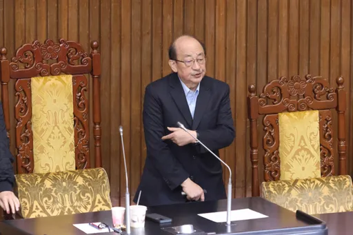 修憲委員會推舉柯建銘當本日主席!柯:不要後悔哦