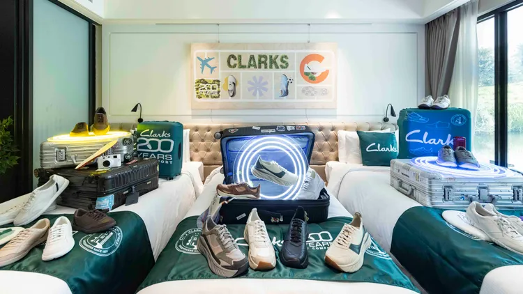 Clarks同時與慕舍酒店攜手合作品牌主題房。品牌提供