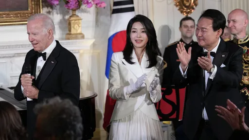 韩国前最美第一夫人被捕!曾是拜登国宴主宾 尹锡悦伉俪同遭押下场惨