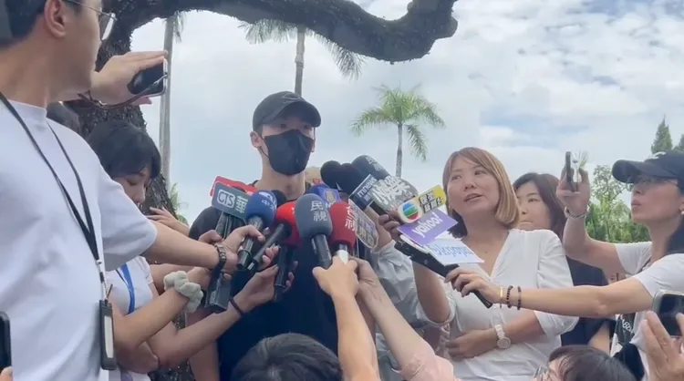 許光漢現身受訪。鮮明攝