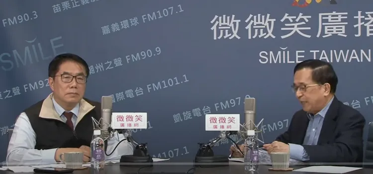 前總統陳水扁24日在廣播節目專訪台南市長黃偉哲，追問對於明年台南市長選舉是否有信心交棒。翻攝微微笑廣播網YT