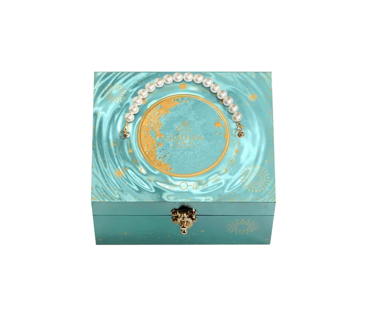 中秋節綜合巧克力禮盒21顆裝。業者提供