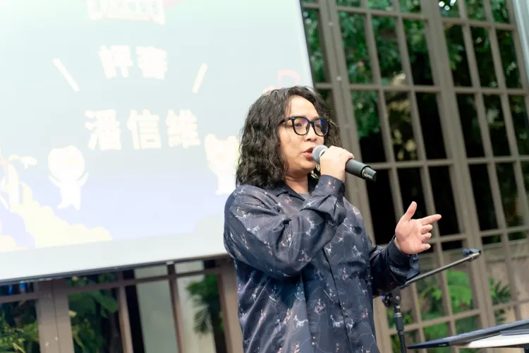 03_金曲年度歌曲《星期五晚上》製作人潘信維，樂見學生作品風格多元化，盼更多助力進入音樂產業。台灣達人秀提供