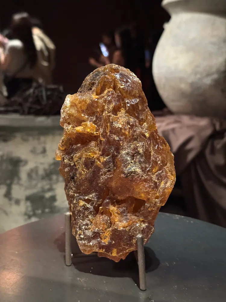 Aesop蒼穹之上．引香水是品牌首度以辛香琥珀調為核心。張家玲攝