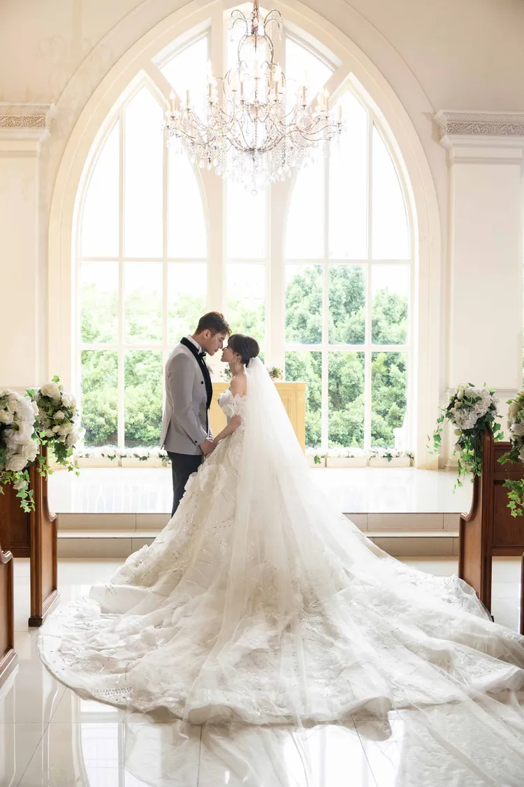 張睿家、黃安若舉行證婚儀式 許下甜蜜誓言。LinLi Boutique提供