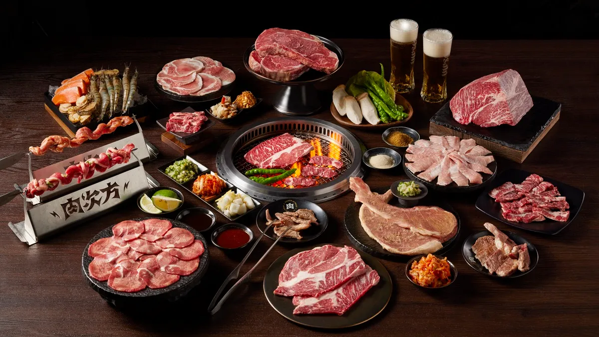 「肉次方」套餐598元起,全價位帶都能享用豐盛自助吧,是許多人的聚餐首選。王品集團提供