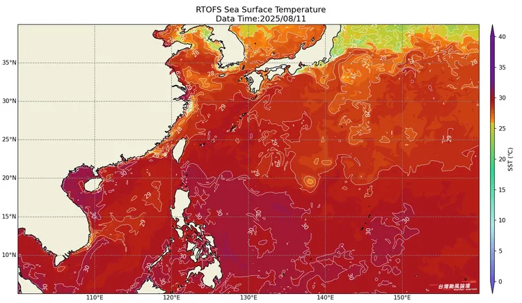 專家感嘆，颱風「楊柳」走了一條可活下去的路。翻攝《台灣颱風論壇｜天氣特急》臉書