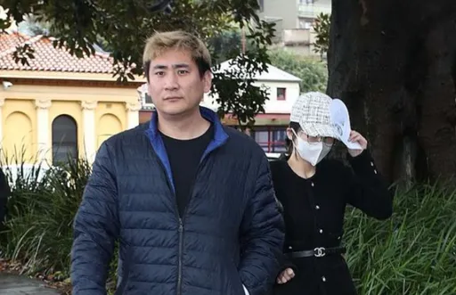 23歲中國嫩妹澳洲開勞斯萊斯撞賓士 神秘背景遭揭:疑似通天「天龍人」