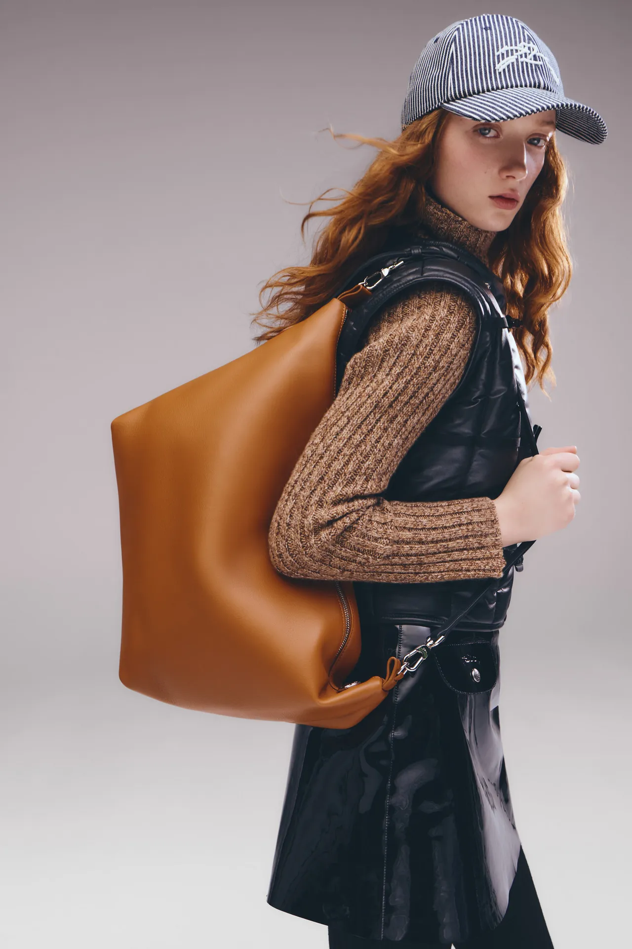 Longchamp 2025冬季系列。品牌提供