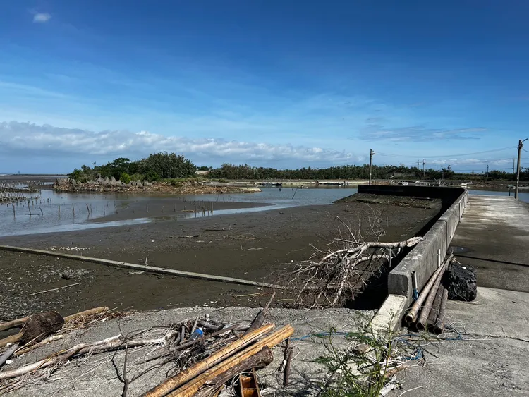 到好美里沙灘釣魚的林姓男子落水失蹤，警消海巡搜索4天總算有消息。民眾提供