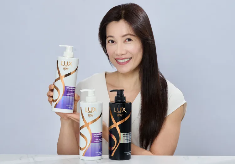 秀髮有光澤，髮絲滑順不毛燥，精神回來了，感覺年輕好幾歲！