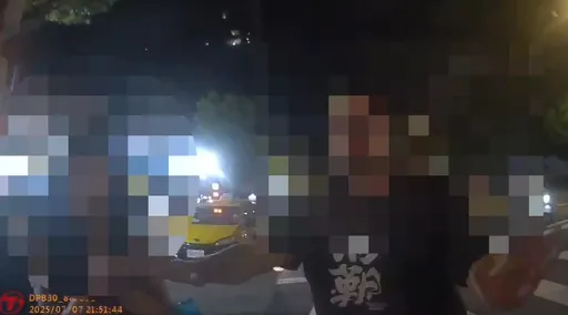 外籍男質疑女友遭偷拍 2男互搶手機大打出手!女也提告性騷擾