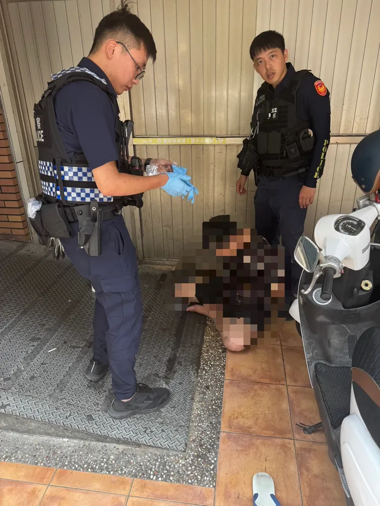 警方逮捕毒品通緝犯周姓男子。民眾提供