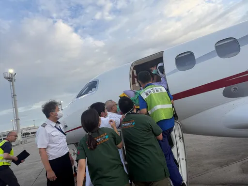 妻遊日突腦出血!開腦+專機「他淚湊255萬」 網籲:必買1保險