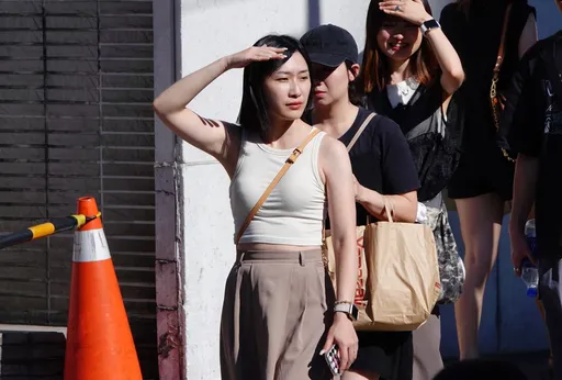 高溫亮紅燈!新北市明飆破38°C 台北市、桃園達36°C