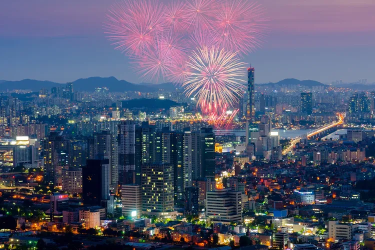 韓國旅遊熱度持續攀升，目前對比去年跨年的機票銷售，就有67_的增幅成長。業者提供