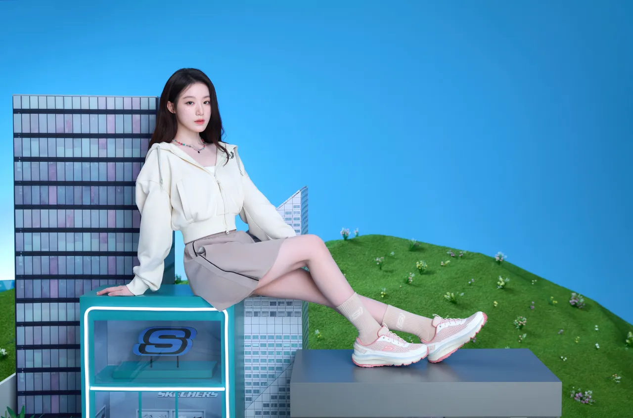 舒华拍摄SKECHERS形象照。品牌提供