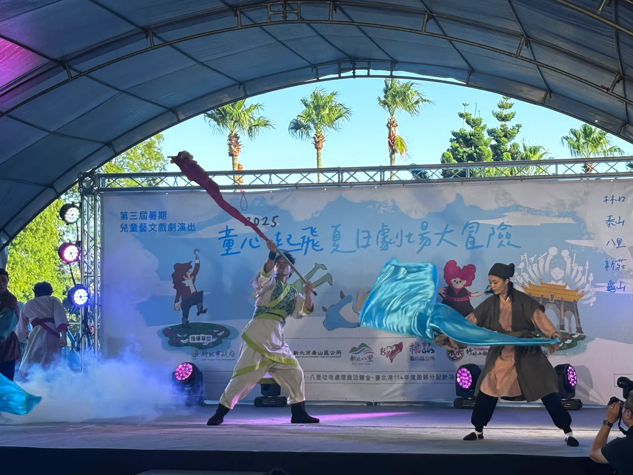 新剧「千顺与观音」是依据林口竹林山观音寺信仰排演的年度大戏,让观众看得相当入迷。公所提供