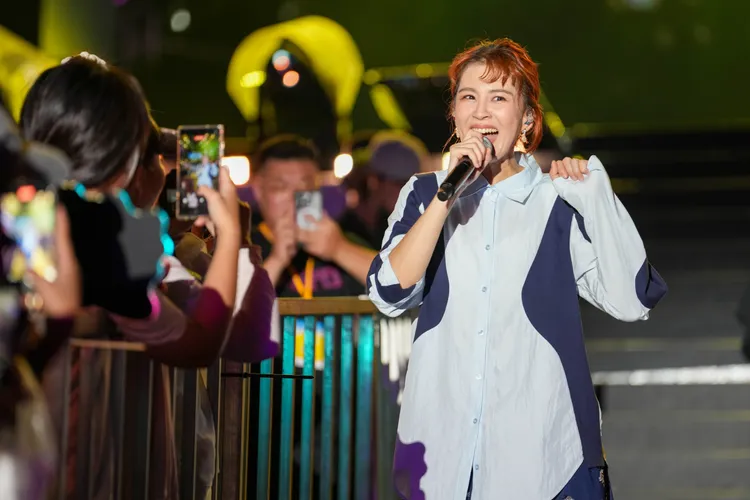 曾沛慈即興改詞，可愛破表。桃園市政府提供