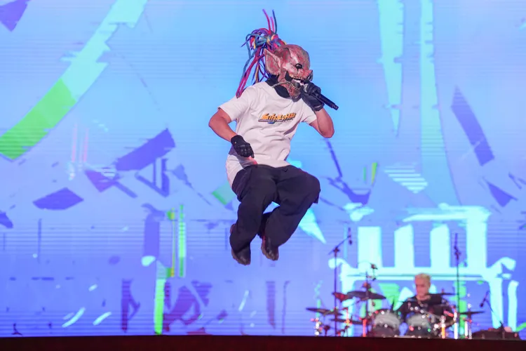 血肉果汁機GIGO忍為食道逆流開唱。桃園市政府提供