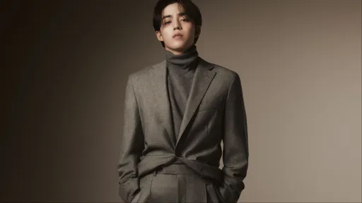 SEVENTEEN队长是真「BOSS」 形象帅照穿出霸总气场