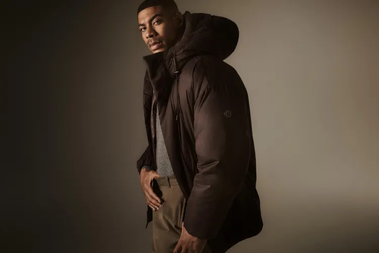 英國男星Aaron Pierre拍攝BOSS 2025秋冬廣告企劃。品牌提供