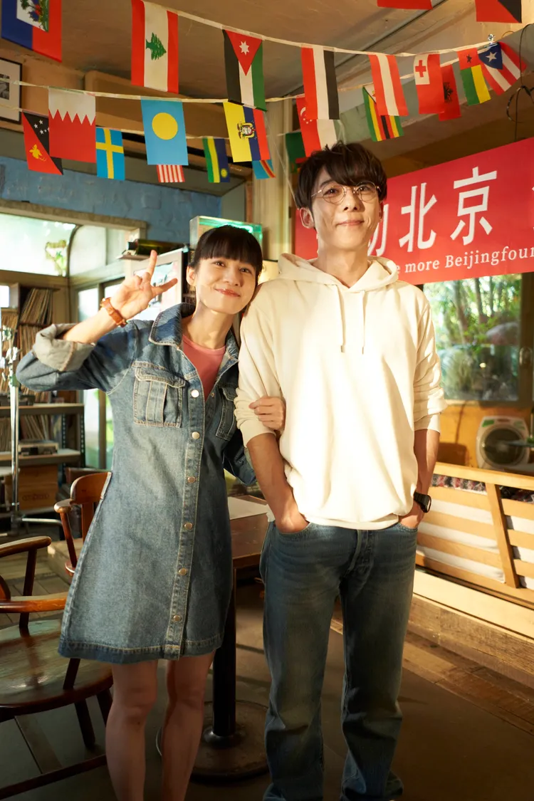 高橋一生（右）與連俞涵戲裡曾是男女朋友。牽猴子提供