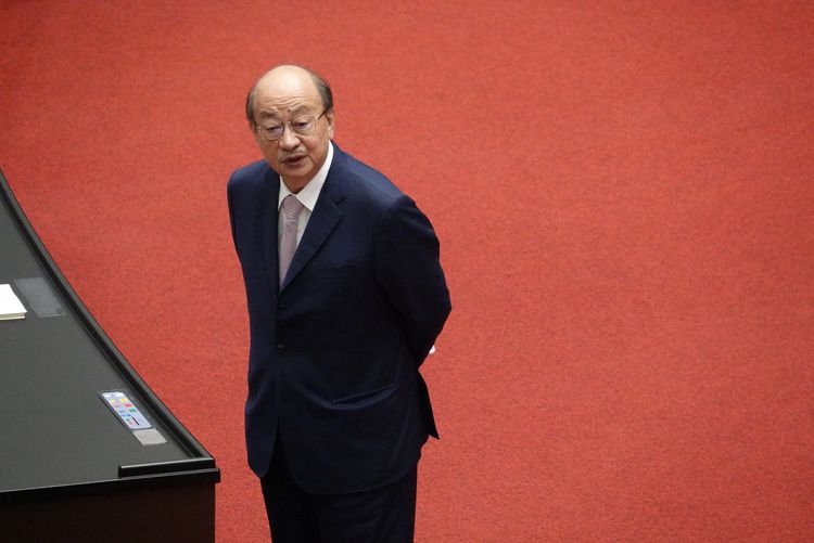 柯建銘被逼宮連署　驚爆12綠委簽名！邱毅：其他人都很憤怒