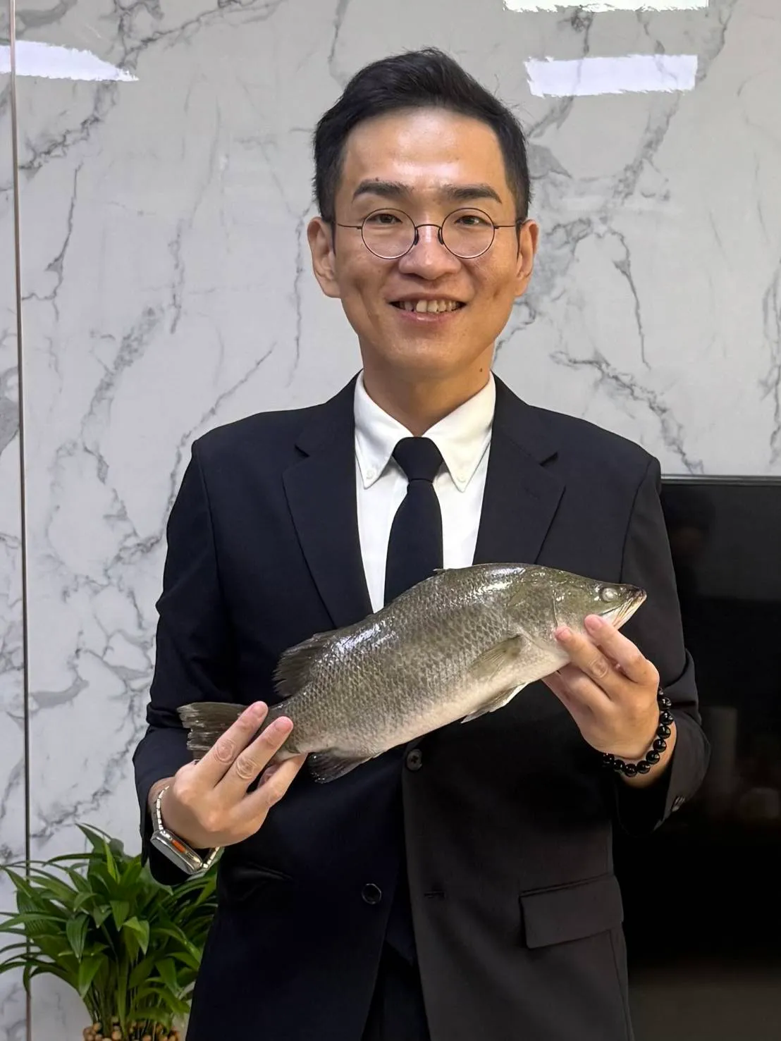 杨孟凡4日当选高雄区渔会总干事。翻摄画面
