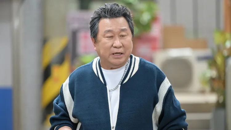 林河龍劇中擁有自由的靈魂，一再結婚又離婚。中天提供