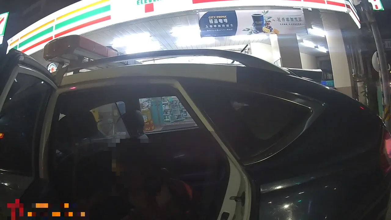 警方将女童顺利送返家。翻摄画面