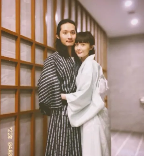 荔枝兒老公將兩人昔日甜蜜的互動過往剪成紀念影片，看哭3萬名網友。翻攝自荔枝兒IG