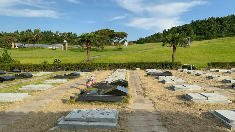 大S長眠於金寶山墓園。特勤中心攝