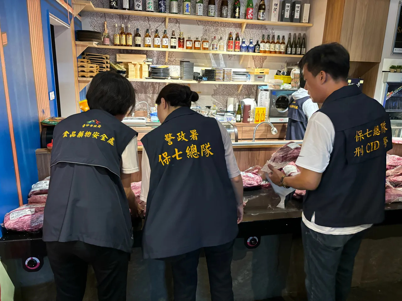 专案小组去年4月24日到御帝和牛稽查。保七总队提供