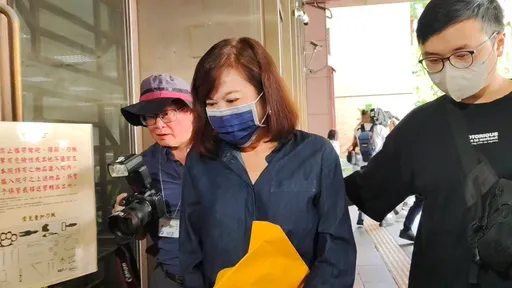 她作证提到谢国梁 柯文哲听到这句话露出难得「笑脸」
