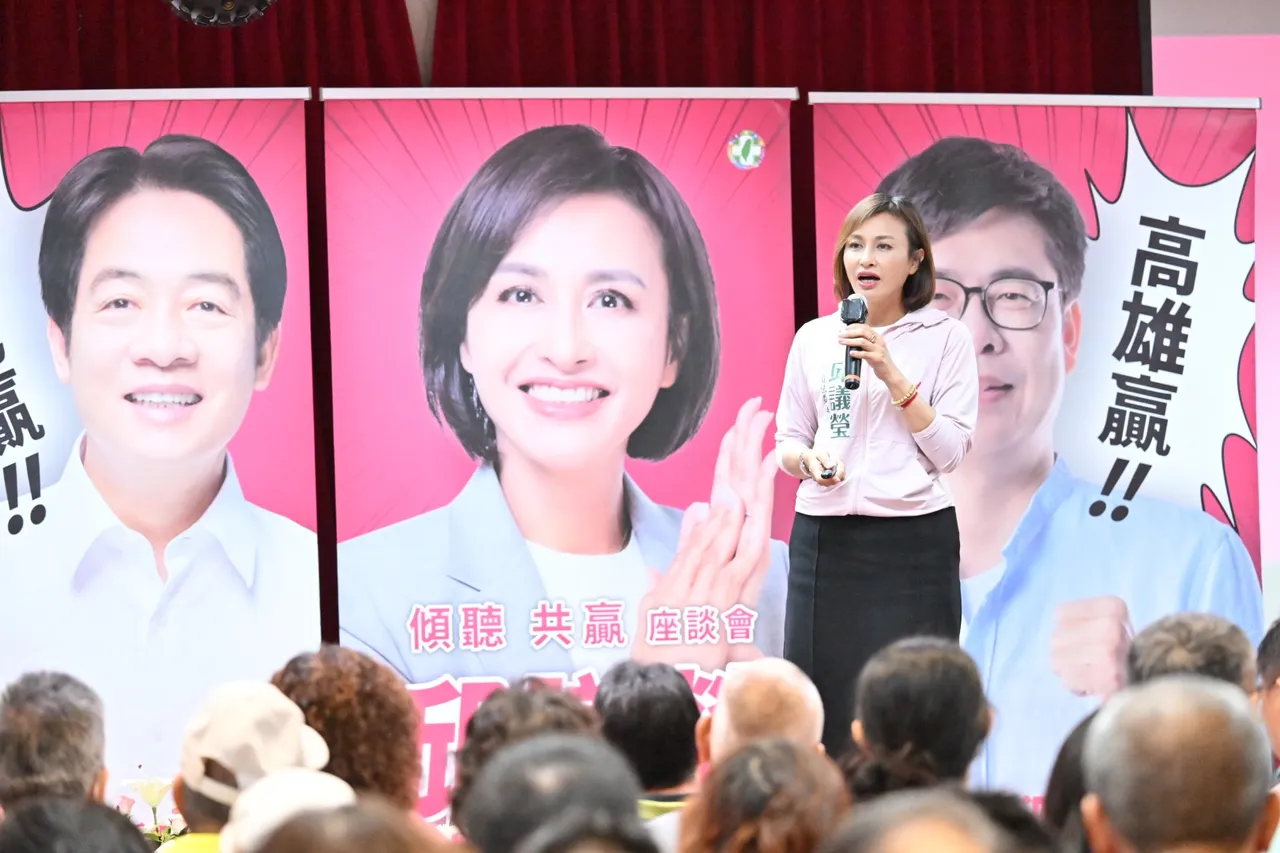 邱议莹表示,大冈山地区是撑起高雄经济、台湾传统产业的重镇。邱议莹办公室提供