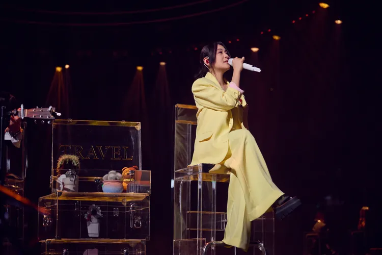 劉若英演唱會服裝全面翻新，足見她對歌迷的用心。相信音樂提供