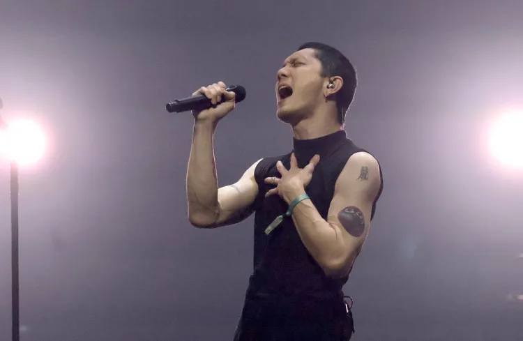 Pup熱力開唱，炒熱全場氣氛。莊宗達攝