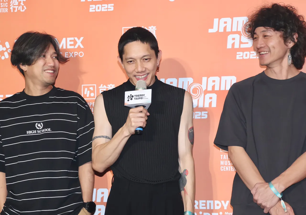 Pup(中)因饰演泰剧在台爆红。庄宗达摄